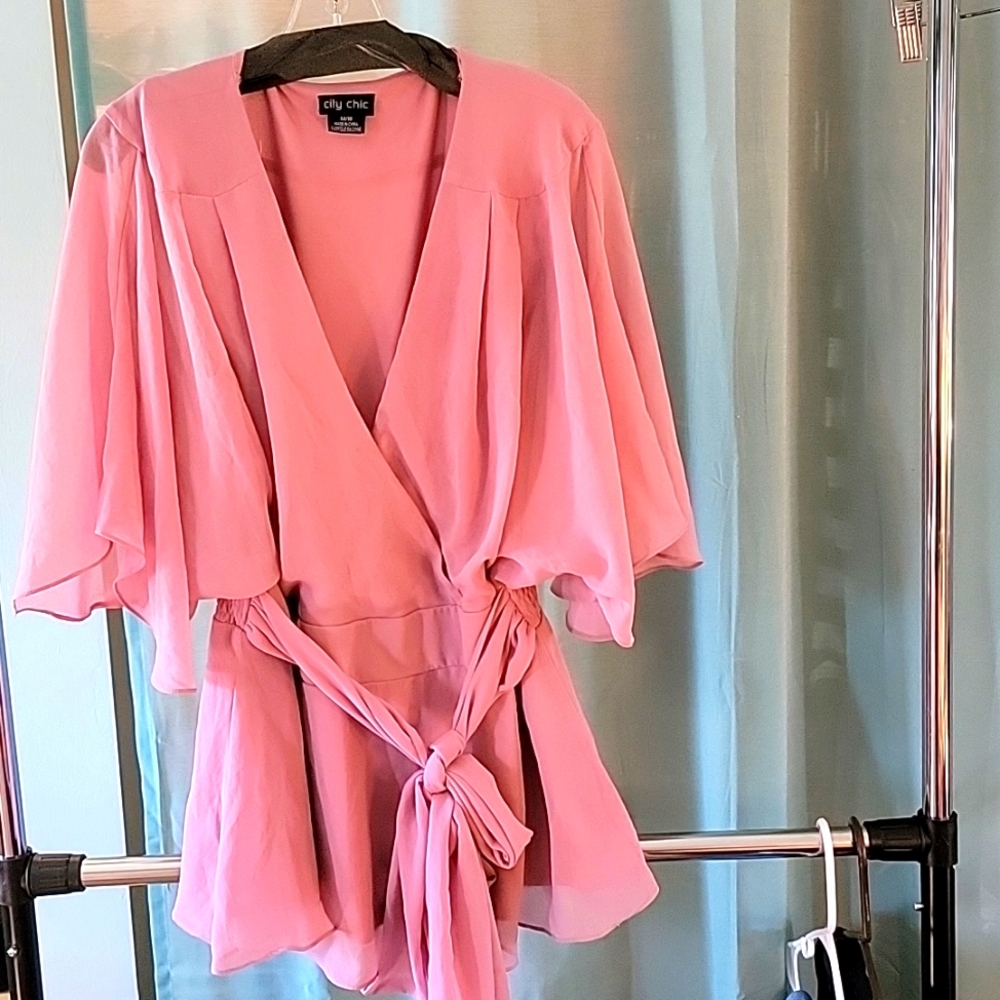 City Chic flutter sleeve blouse